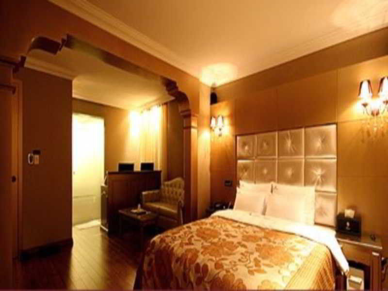 Rainbow Motel 2*