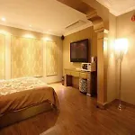 Rainbow Hotel